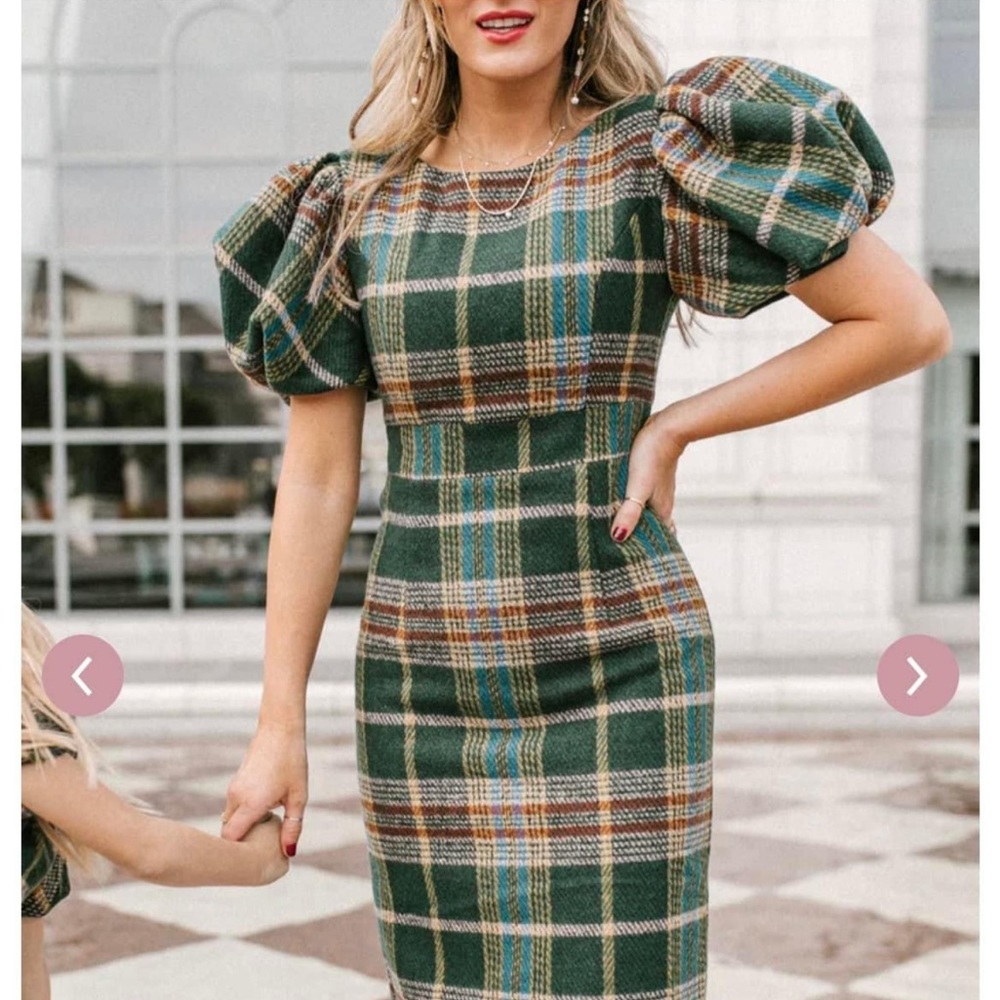LAST CHANCE Holly Plaid Ivy City Co Dress